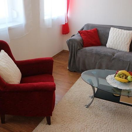 Eger Apartman Εξωτερικό φωτογραφία
