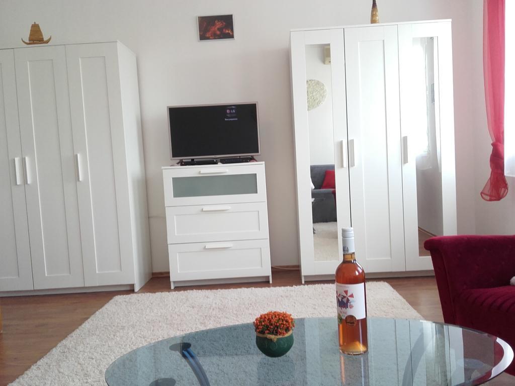Eger Apartman Εξωτερικό φωτογραφία